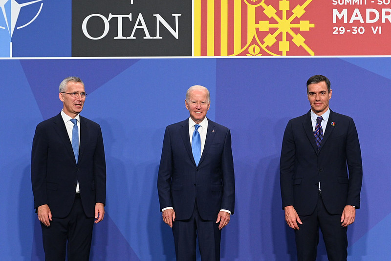 MIENTRAS BIDEN ATERRIZA EN TORREJÓN, EL ORGULLO CRÍTICO SE TRASLADA A&nbsp;CARABANCHEL