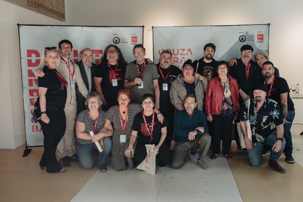 AL OTRO LADO DEL&nbsp;RÍO