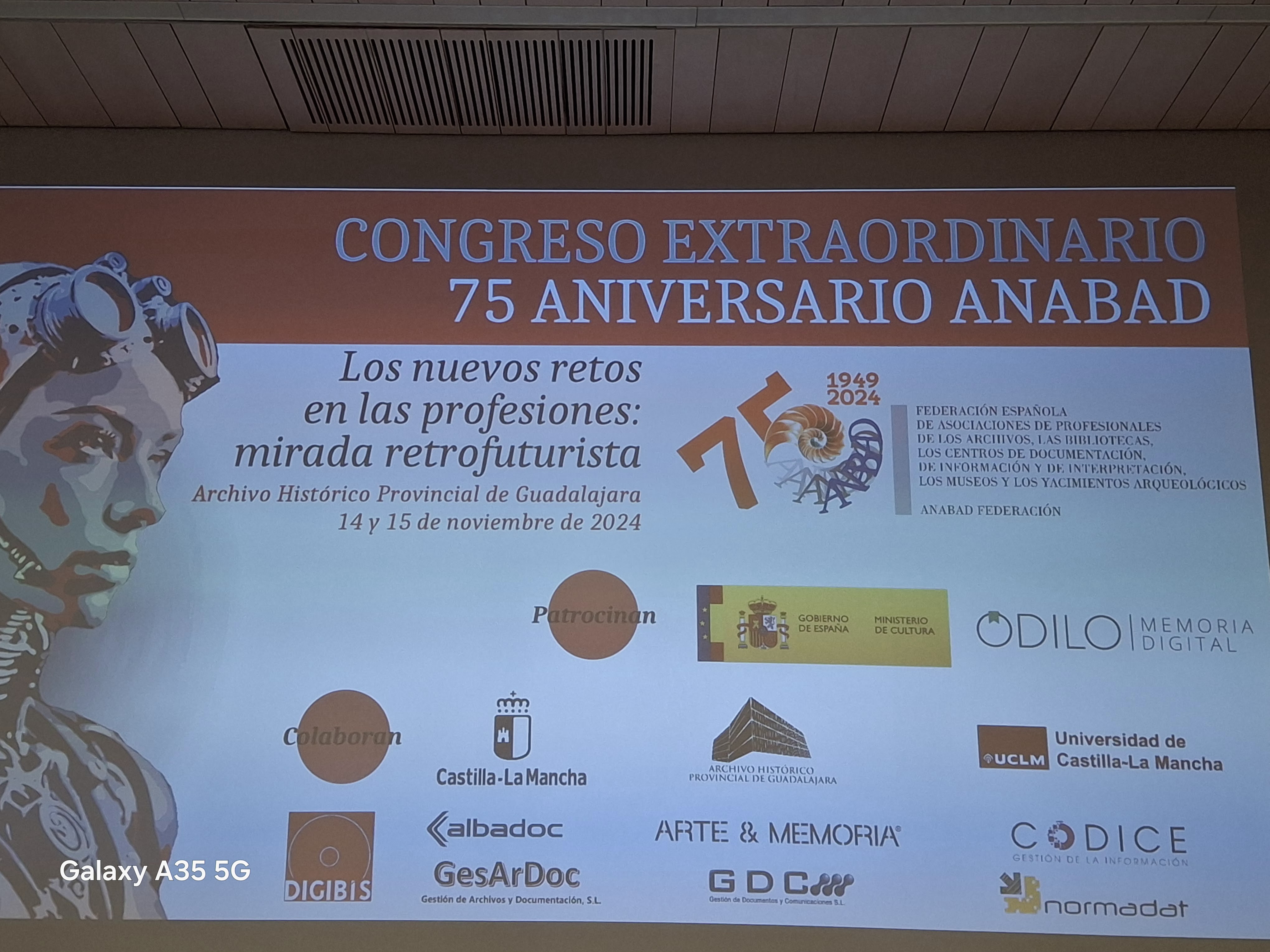 Celebración del 75 Aniversario de ANABAD en Guadalajara: Una mirada retrofuturista en las bibliotecas.